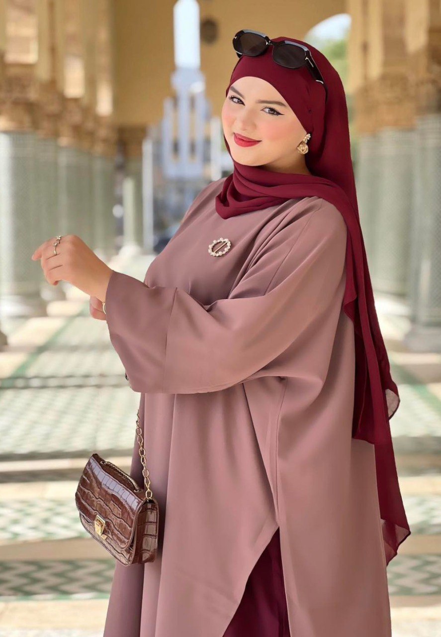 انسومبل عبايه ثلاث قطع انسومبل عبايه ثلاث قطع